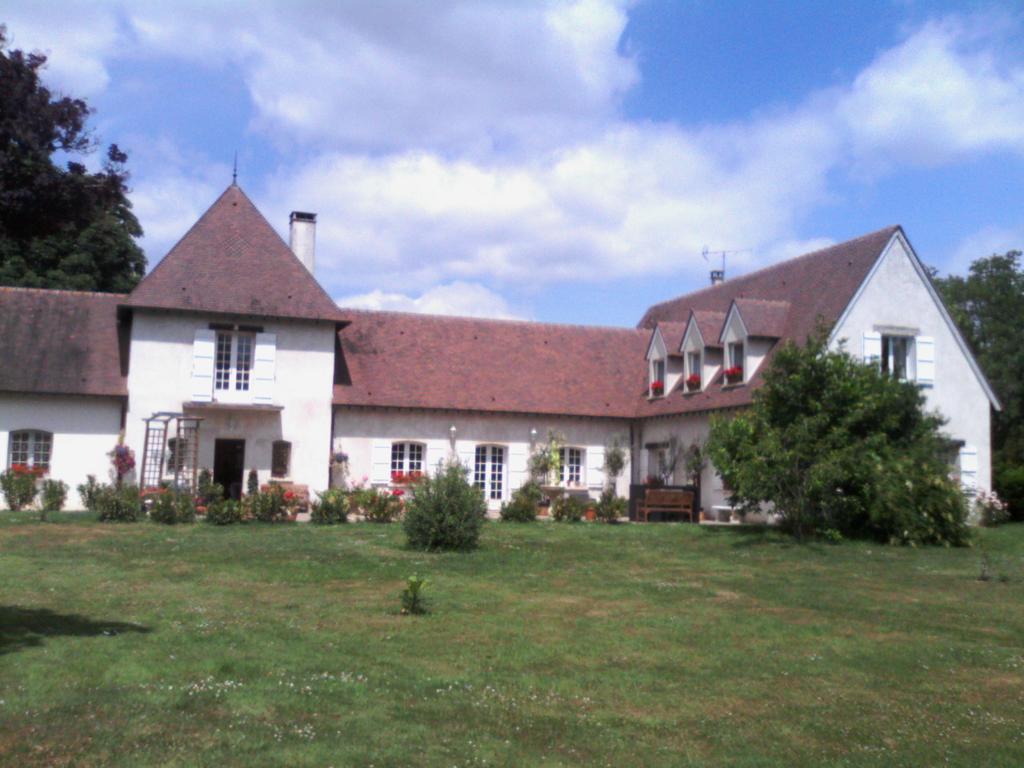 Bed and Breakfast Le Relais De Dalibray Seraincourt Exterior foto