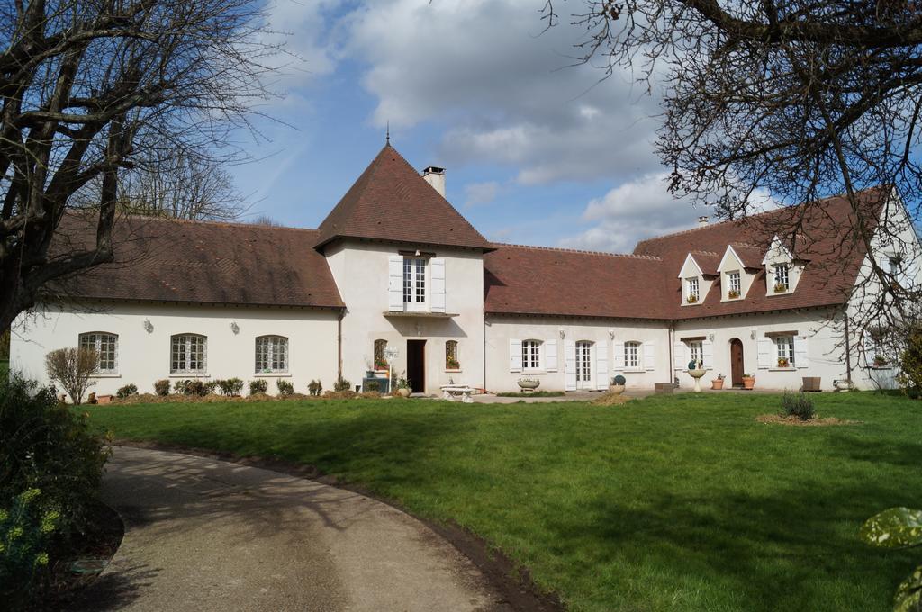 Bed and Breakfast Le Relais De Dalibray Seraincourt Exterior foto