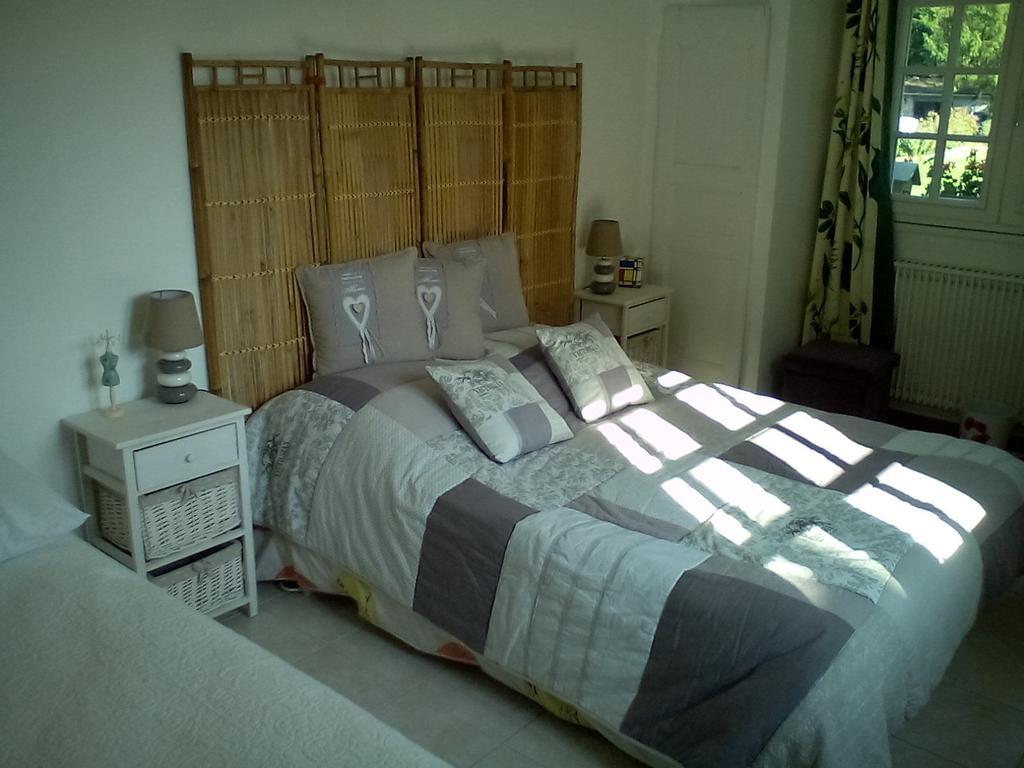 Bed and Breakfast Le Relais De Dalibray Seraincourt Zimmer foto