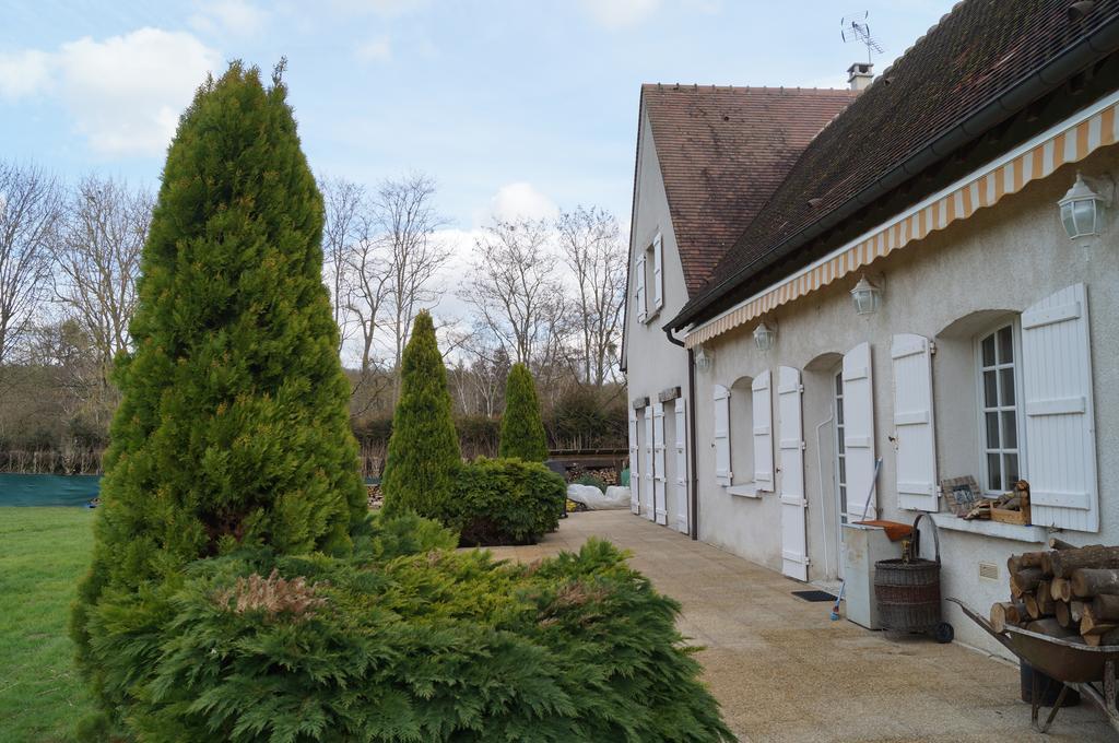 Bed and Breakfast Le Relais De Dalibray Seraincourt Exterior foto
