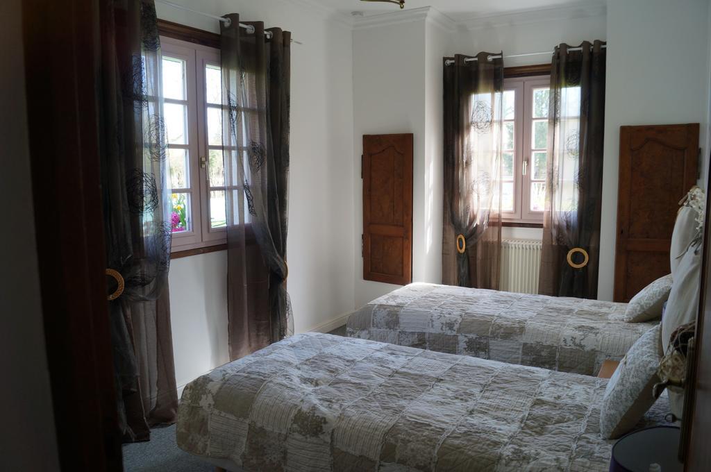 Bed and Breakfast Le Relais De Dalibray Seraincourt Exterior foto