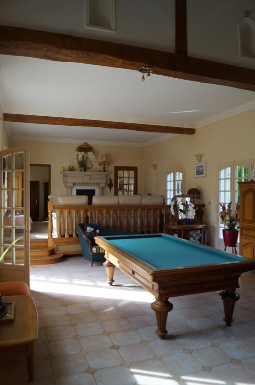 Bed and Breakfast Le Relais De Dalibray Seraincourt Exterior foto
