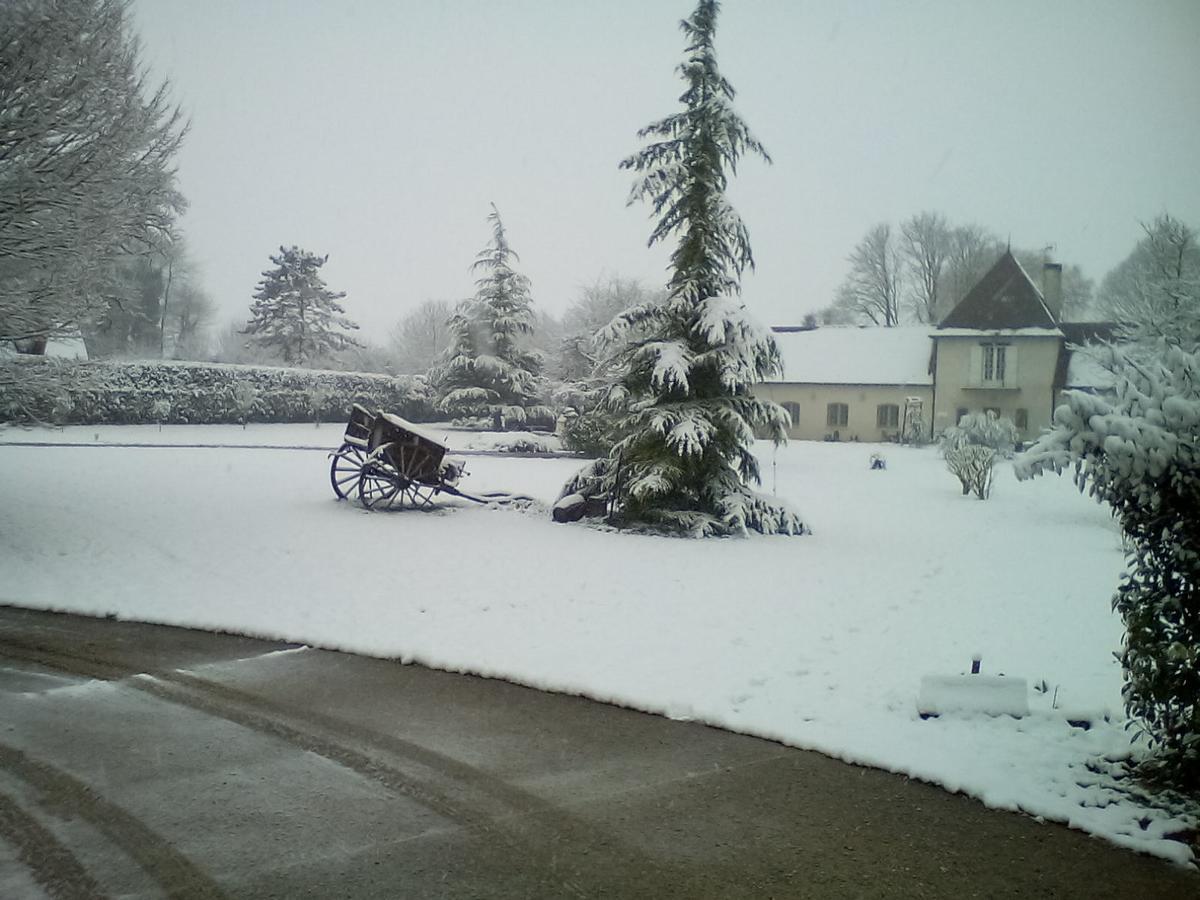 Bed and Breakfast Le Relais De Dalibray Seraincourt Exterior foto